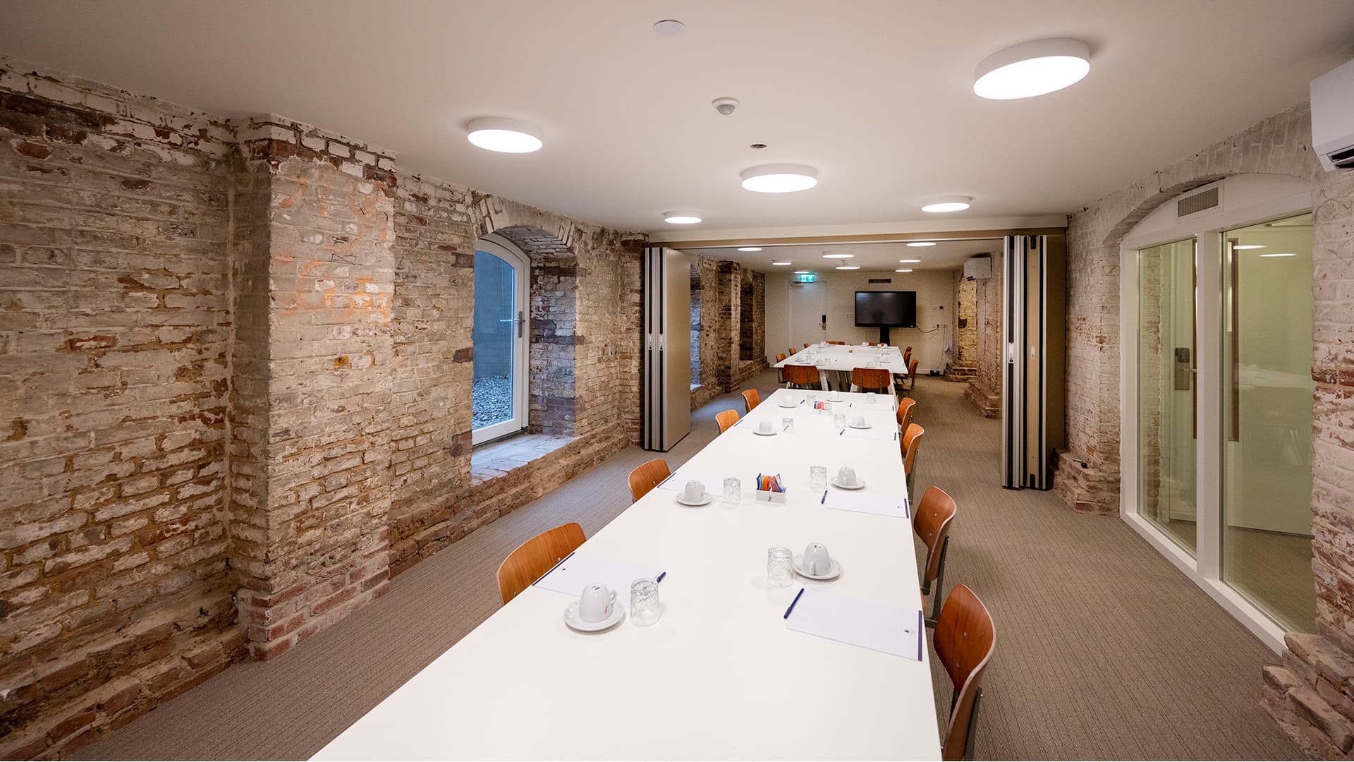 DoubleTree by Hilton - Image 8